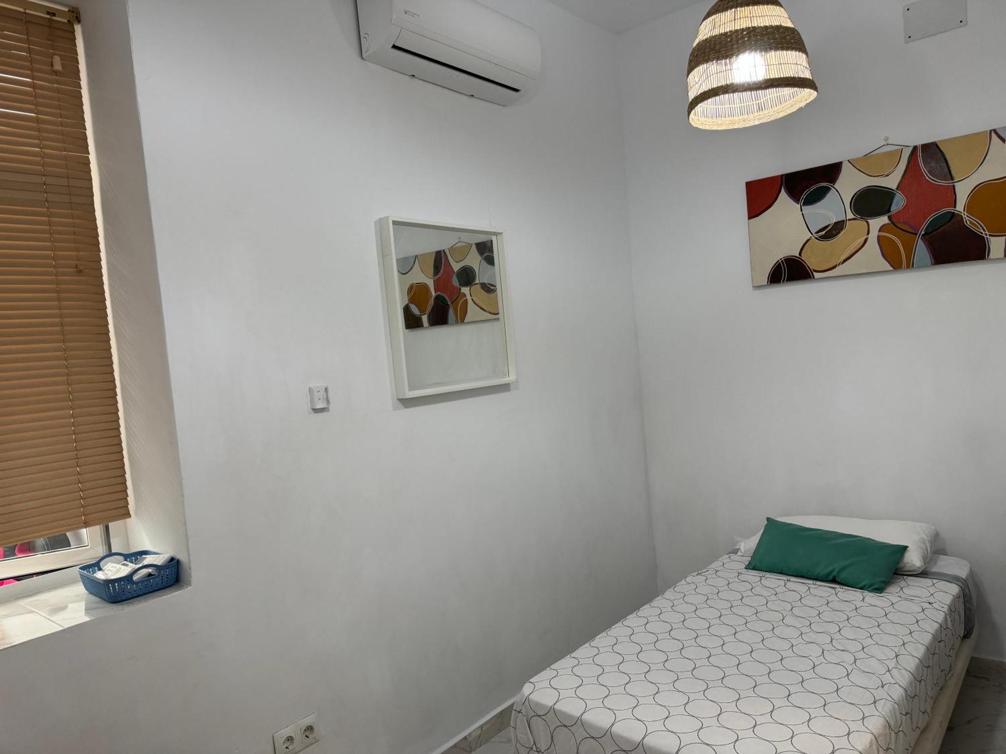 Genius Apartments Alicante Bagian luar foto